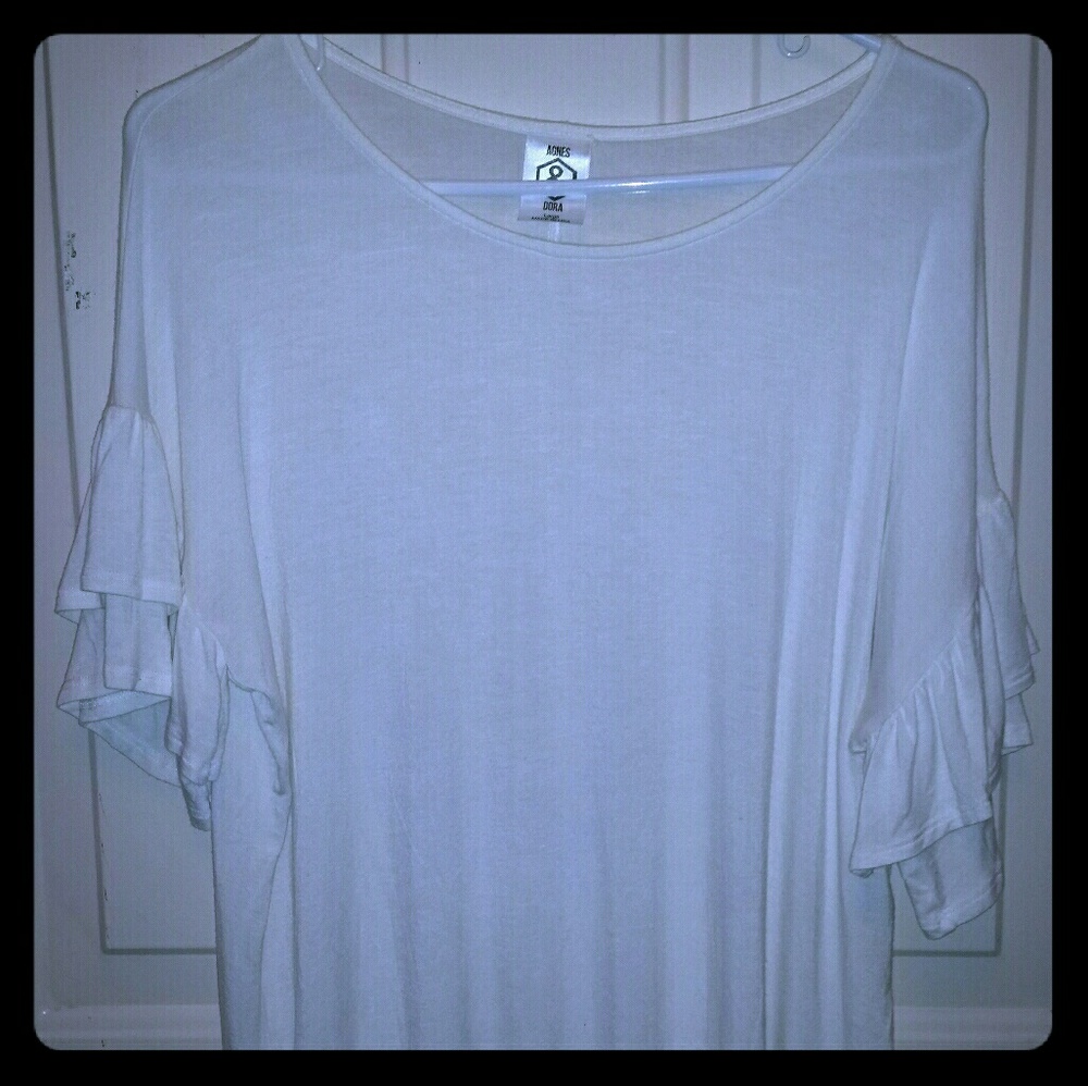Agnes & Dora Frill Sleeve Top